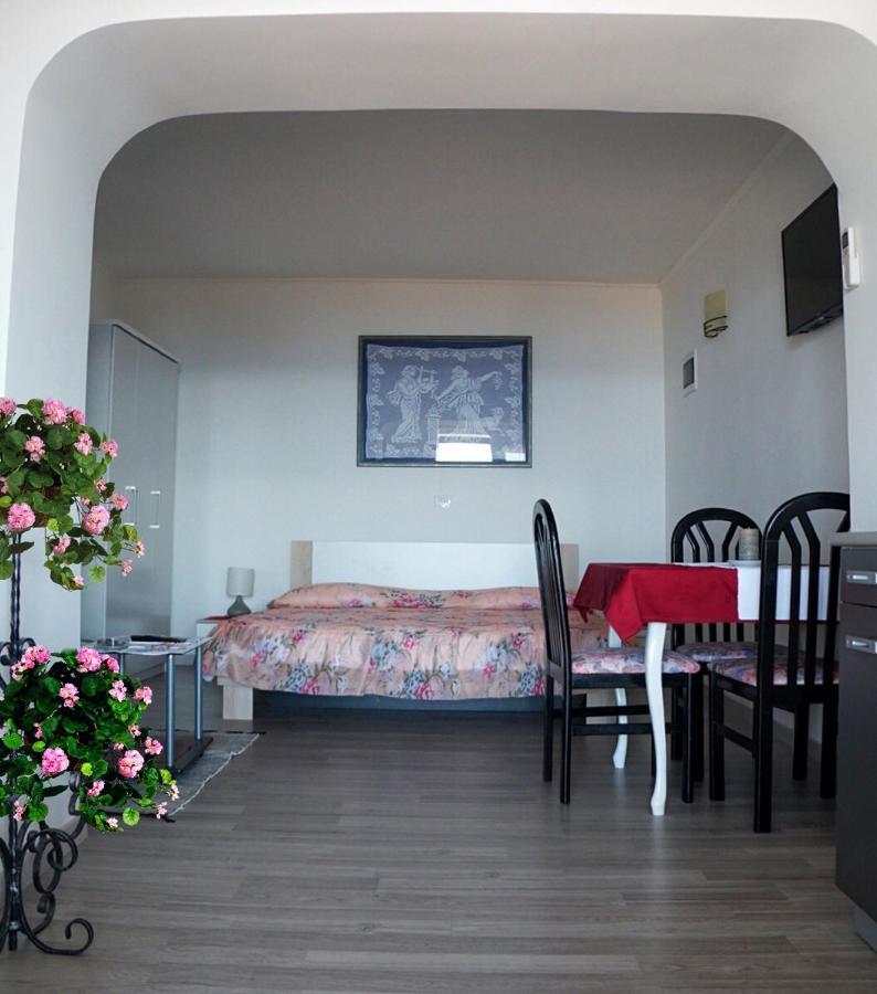 Apartmani Vesna Zambratija  Eksteriør billede