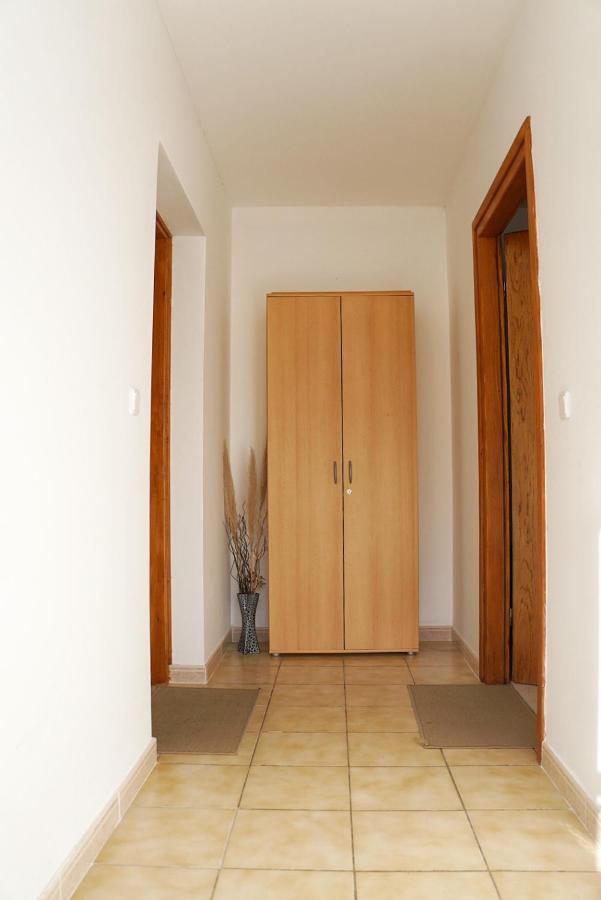 Apartmani Vesna Zambratija  Eksteriør billede